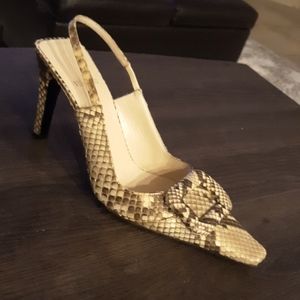 Gorgeous Vera Wang snakeskin shoes